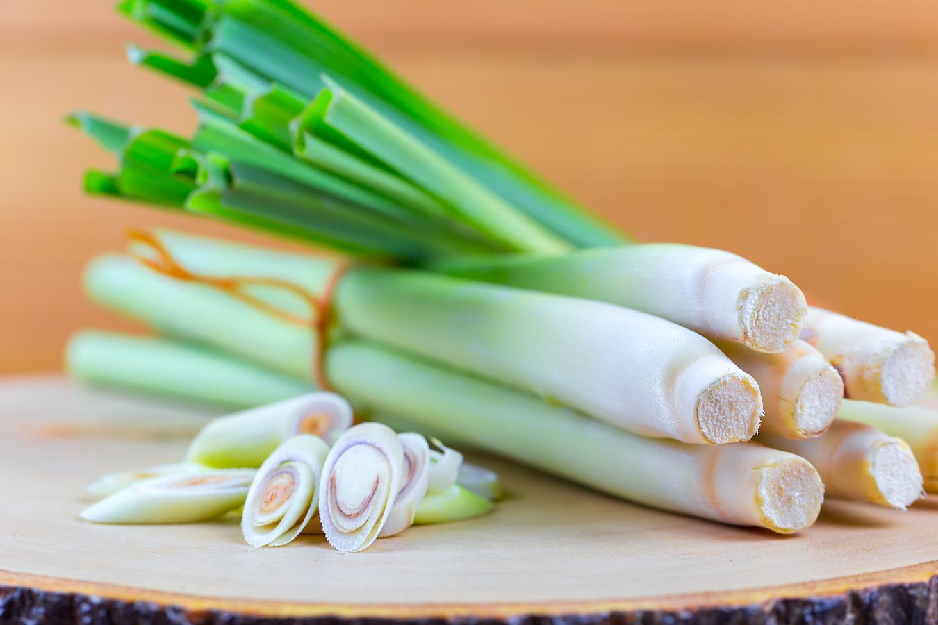 How To Prepare Lemongrass